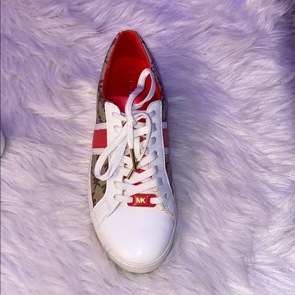 Micheal Kors Shoes - Picture 3 of 4